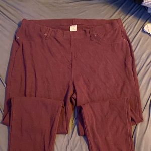 Burgundy jeggings